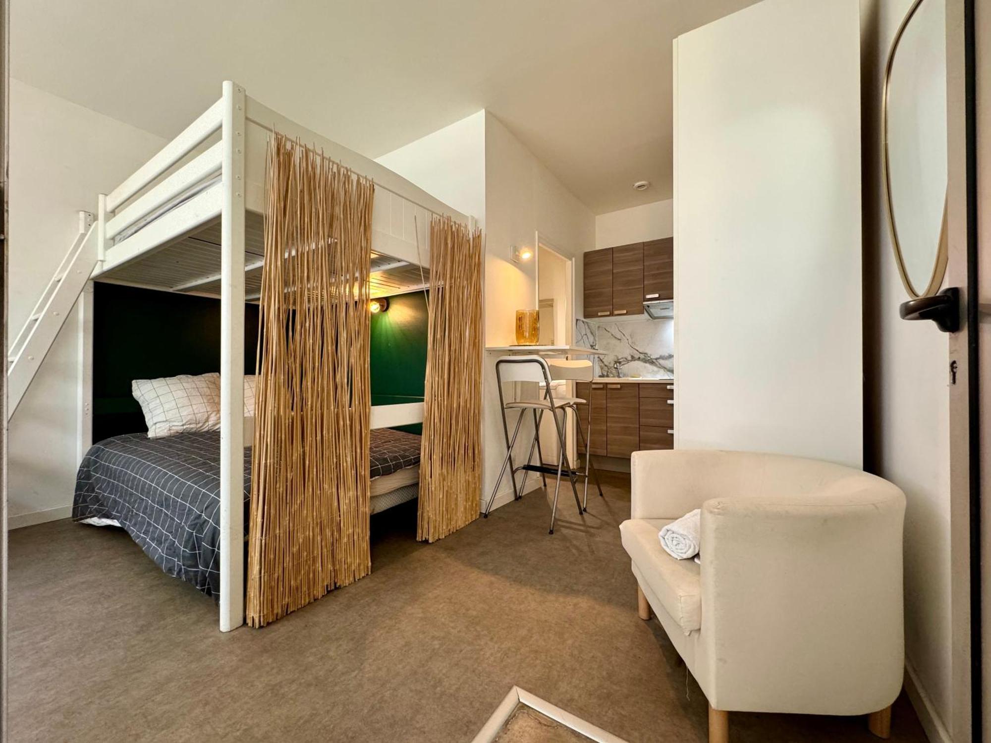 Suite Noya Villeurbanne Extérieur photo